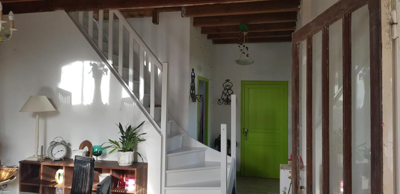 Maison Chaleureuse Et Familiale. Nalliers (Vendee) Exterior foto